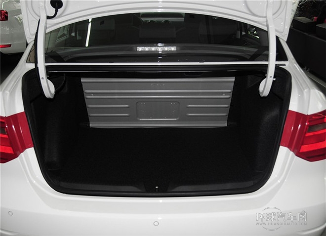 2015款 1.6L 手動舒適型