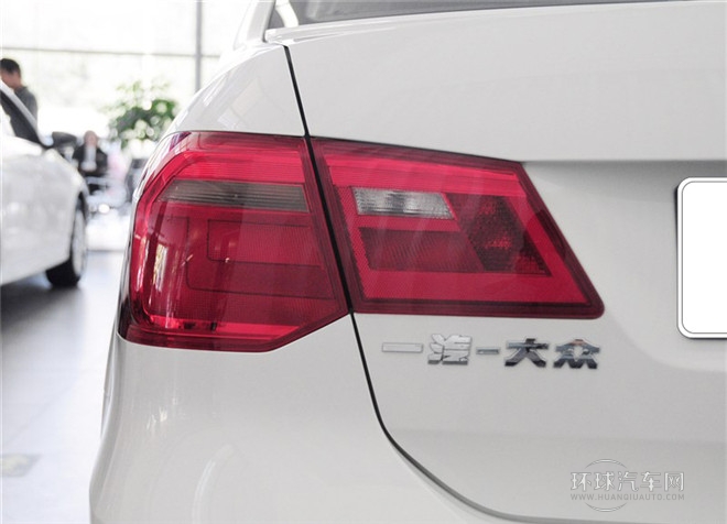 2015款 1.6L 手動(dòng)舒適型