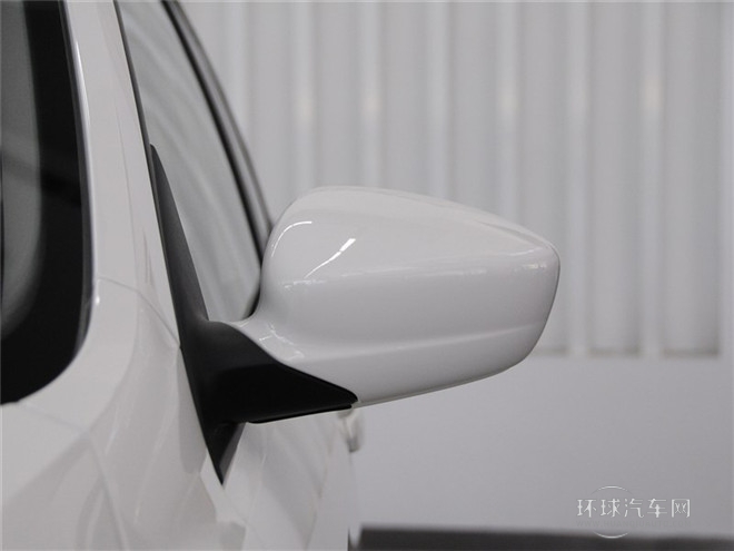 2015款 1.6L 手動(dòng)舒適型