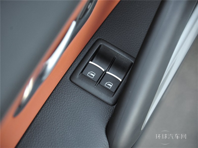 2015款 2.0TSI 豪華版