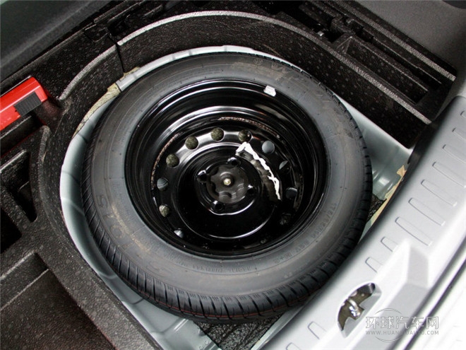 2014款 CROSS 1.5L 手動(dòng)智驅(qū)尊逸型