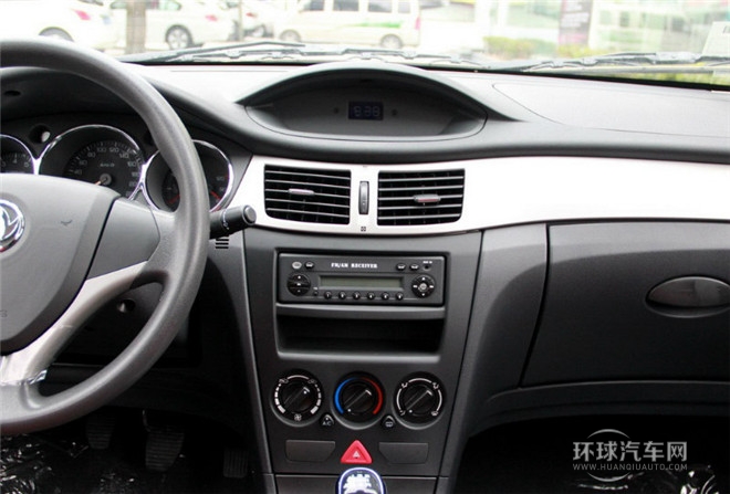 2014款 CROSS 1.5L 手動智驅尊逸型