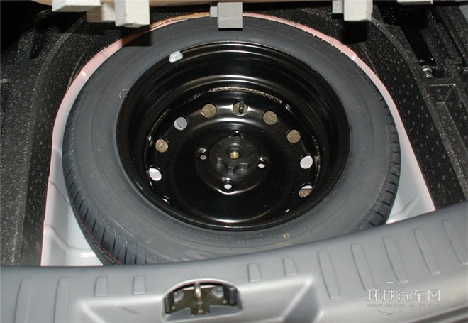 2014款 CROSS 1.5L 手動(dòng)智驅(qū)感恩版