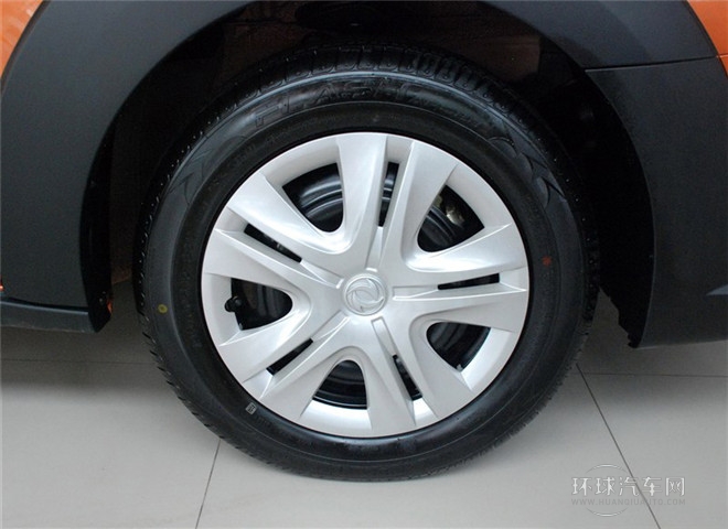 2014款 CROSS 1.5L 手動智驅感恩版