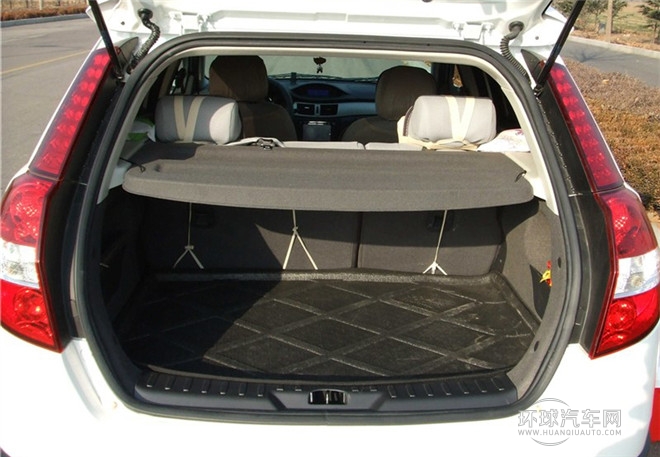 2014款 CROSS 1.5L 手動(dòng)智驅(qū)尊尚型