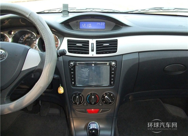 2014款 CROSS 1.5L 手動智驅(qū)尊尚型