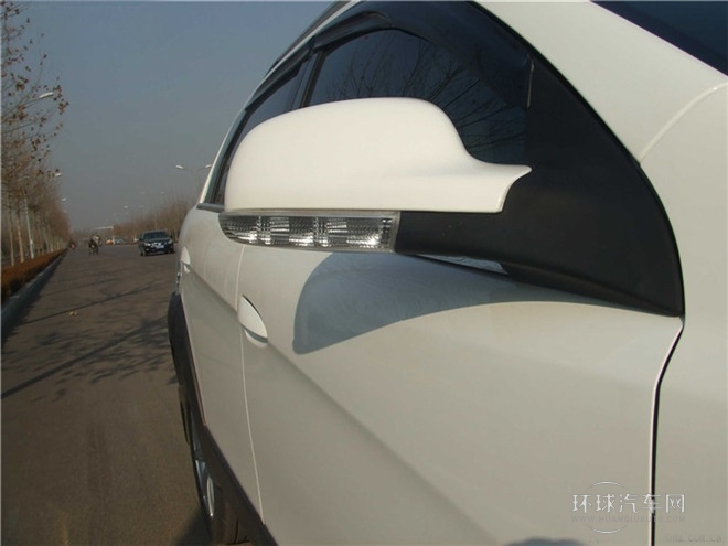 2014款 CROSS 1.5L 手動(dòng)智驅(qū)尊尚型