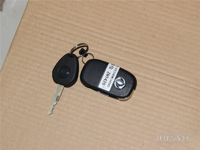 2014款 1.5L 手動智驅感恩版