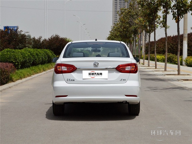 2014款 1.5L 手動智驅(qū)感恩版