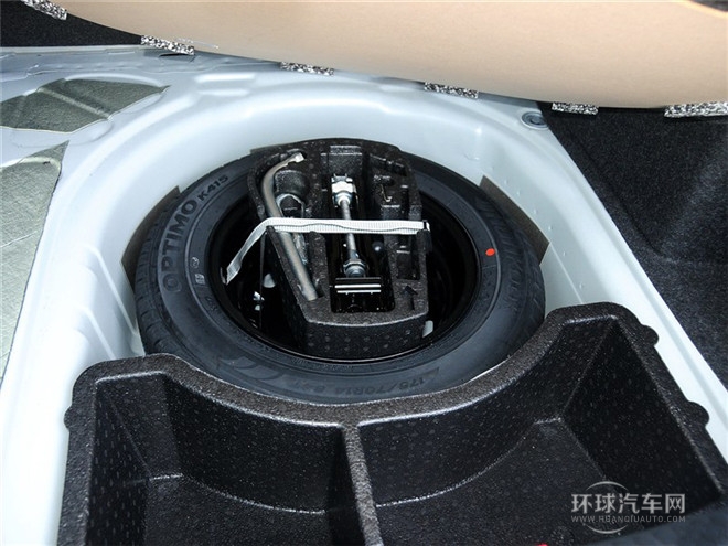 2015款 1.6L 自動時尚型