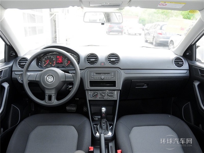 2015款 1.6L 自動時尚型