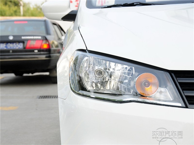 2015款 1.6L 自動時尚型