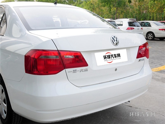 2015款 1.6L 自動時尚型