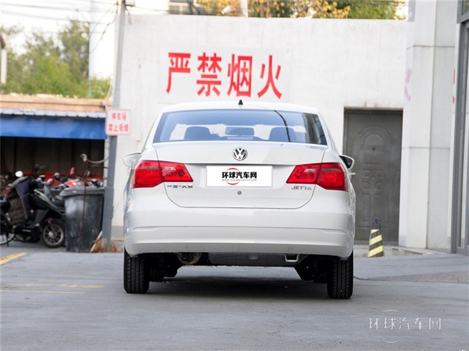 2015款 1.6L 自動時尚型