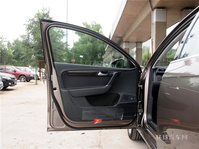 2015款 2.0TSI尊貴型