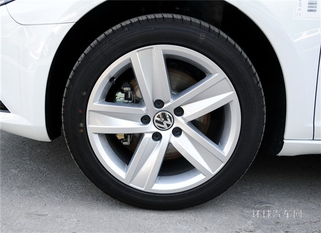 2015款 1.8TSI?尊貴型