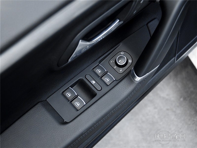 2015款 1.8TSI?尊貴型