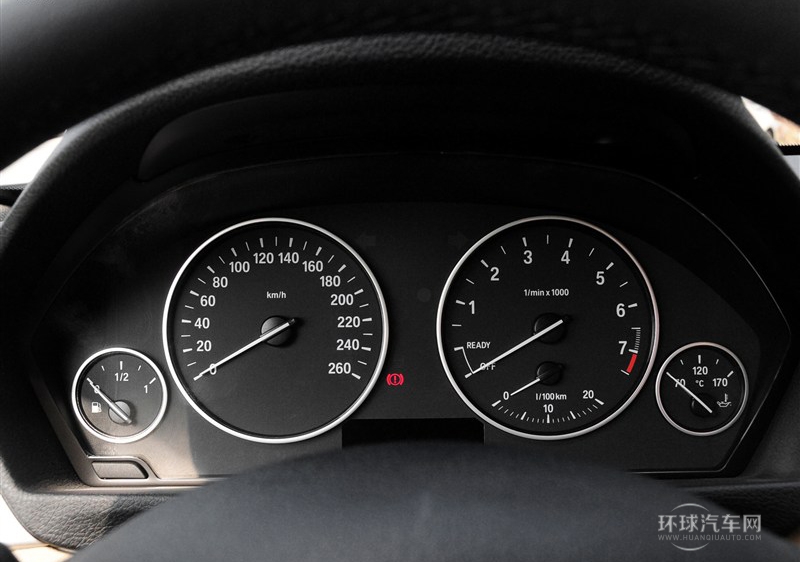 2015款 320i 進取型