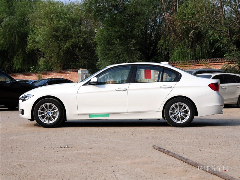 2015款 320i 進取型