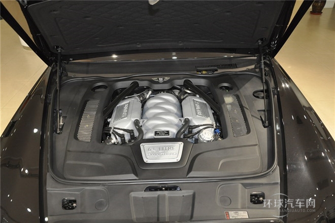 2014款 6.8T 手自一體 尊貴型