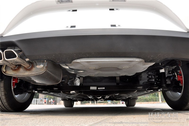 2014款 CROSS 1.5L 手動(dòng)標(biāo)準(zhǔn)型