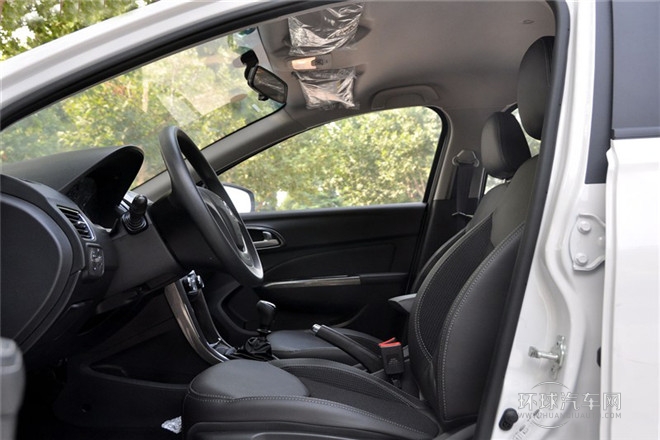 2014款 CROSS 1.5L 手動標準型