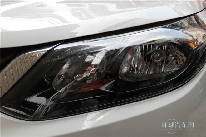 2014款 CROSS 1.5L 手動(dòng)舒適型