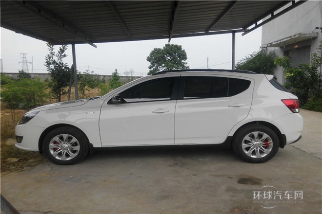 2014款 CROSS 1.5L 手動舒適型