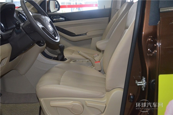 2014款 1.8L 手動舒適型 7座