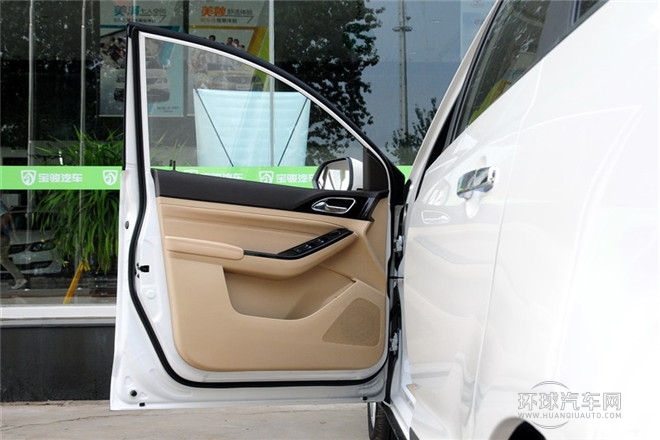 2014款 1.5L 手動舒適型 7座