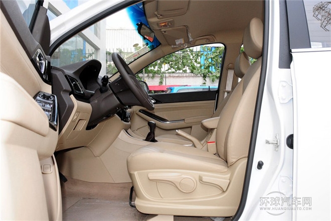 2014款 1.5L 手動舒適型 7座