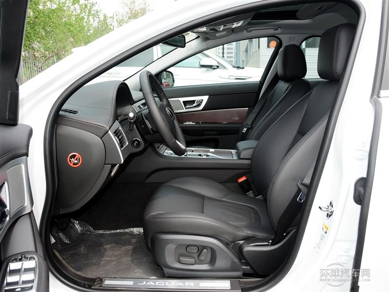 2015款XF 2.0T Sportbrake 風華版