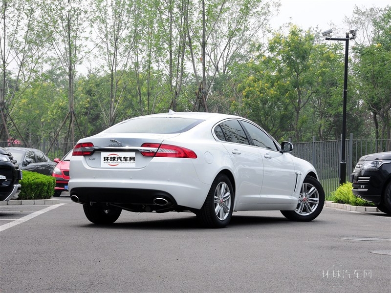 2015款XF 2.0T Sportbrake 風華版
