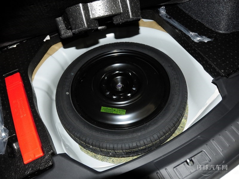 2015款 三廂 1.6L 自動精英型