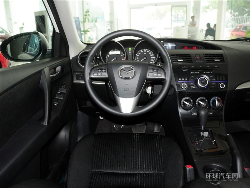 2015款 三廂 1.6L 自動精英型