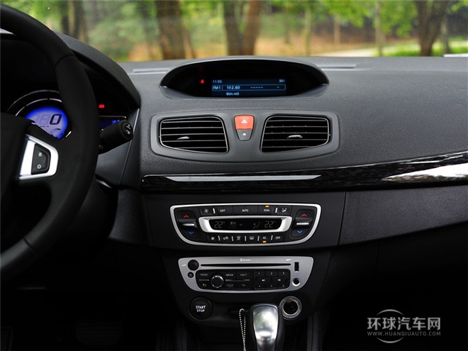 2015款 2.0L 時尚版