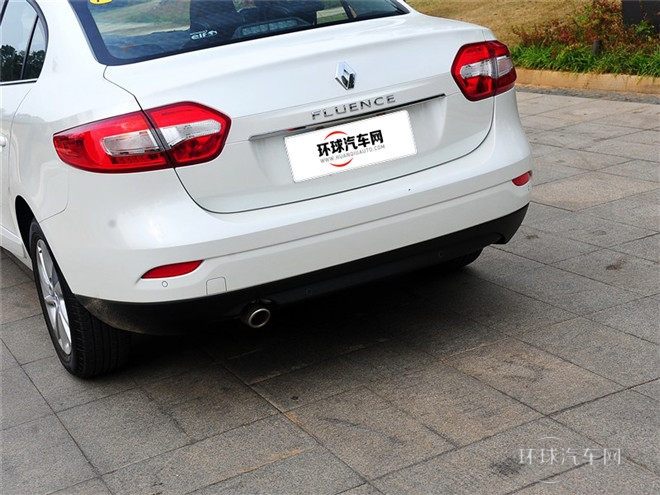 2015款 2.0L 時尚版