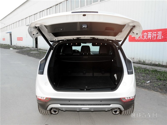 2014款 2.0T 四驅尊雅版