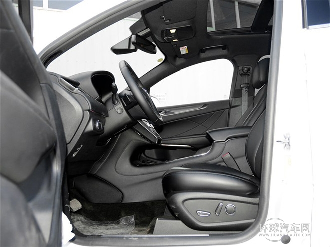 2014款 2.0T 四驅尊雅版