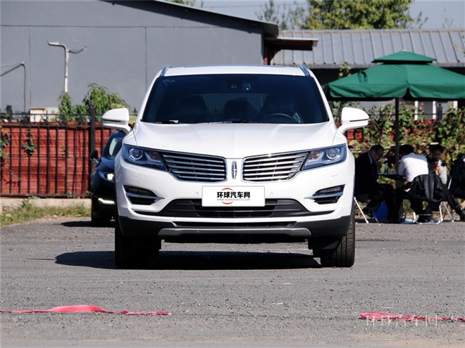 2014款 2.0T 四驅尊雅版