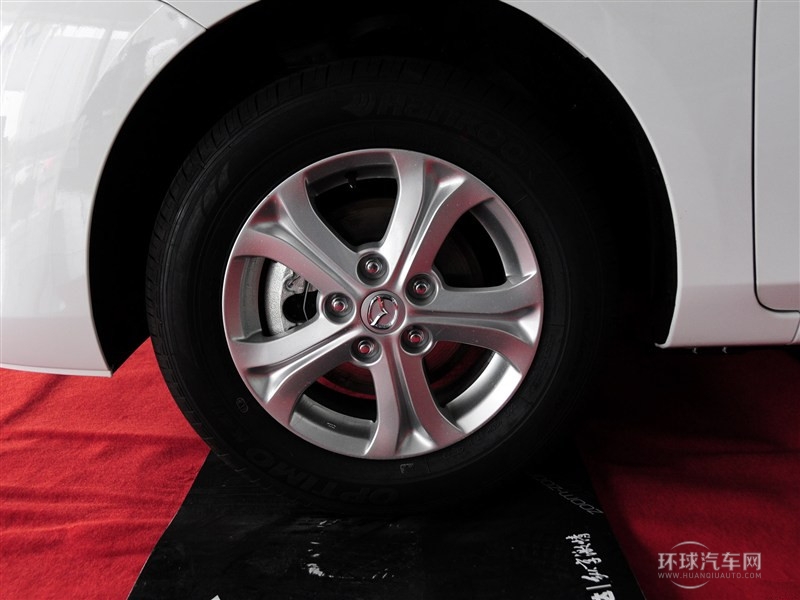 2015款 兩廂 1.6AT精英型