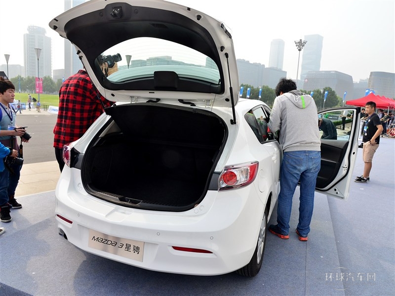 2015款 兩廂 1.6AT精英型