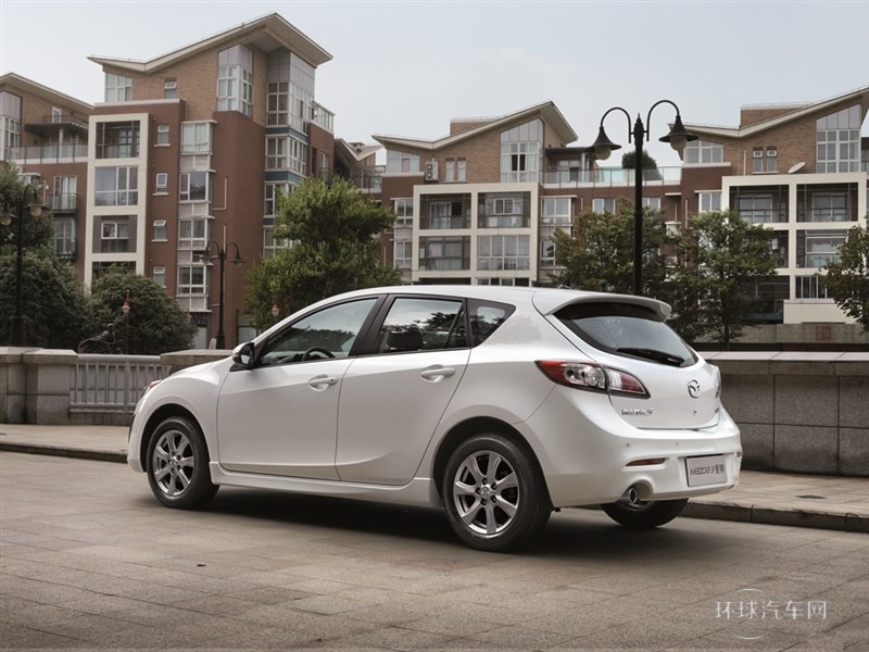 2015款 兩廂 2.0AT運動型