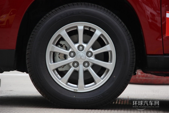 2014款 2.0L 自動兩驅超越版