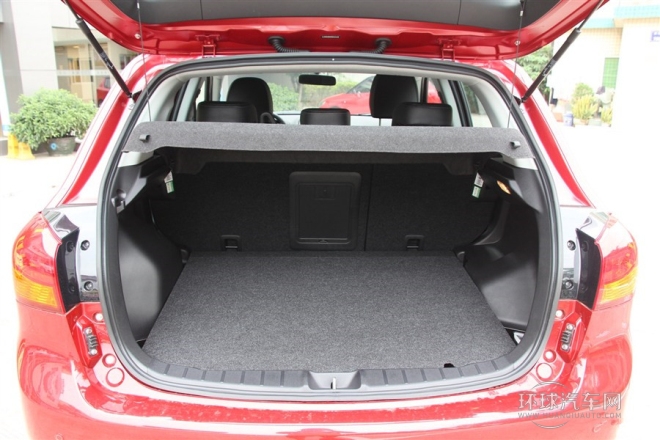 2014款 2.0L 自動兩驅超越版