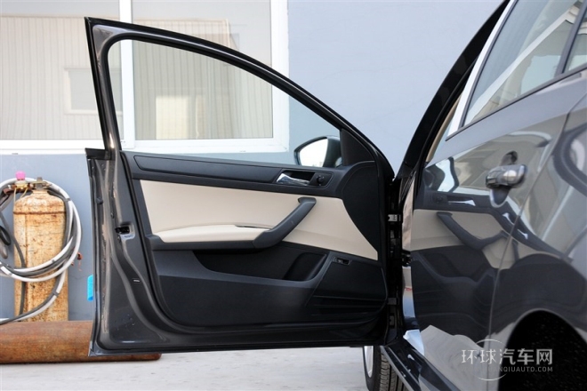 2015款 1.4L 手動智選型