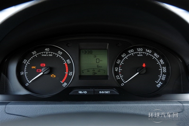 2015款 1.4L 手動智選型