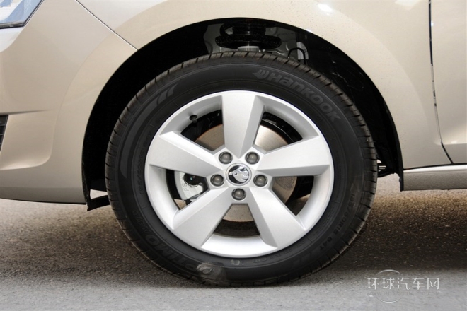 2015款 1.6L 手動智選型