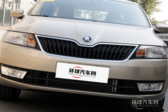 2015款 1.6L 手動智選型