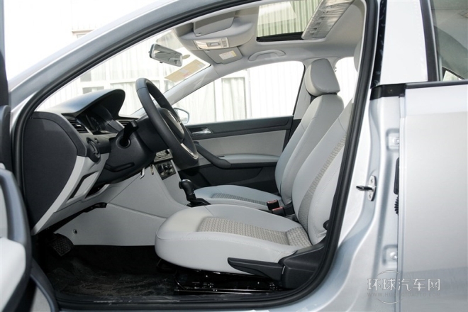 2015款 1.6L 自動(dòng)智選型